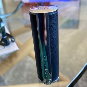 Guvenchy lipstick 109 Beige Sable